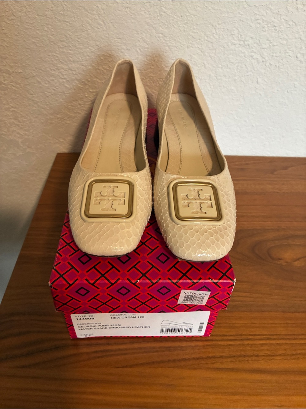 Tory Burch Georgia Pump 35 MM Water Snake Embossed Leather- Cream